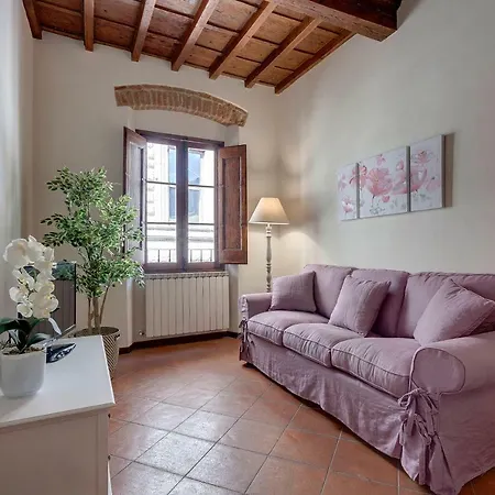 Charlotte Apartment Florenz