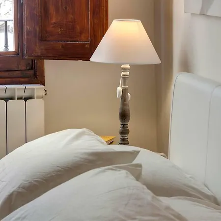 Charlotte Apartment Florence